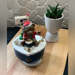 VINTAGE CHRISTMAS MUSIC BOX | Teddy Bear